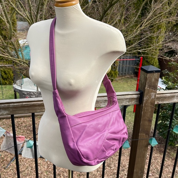 Vintage purple leather bag - Picture 2 of 6